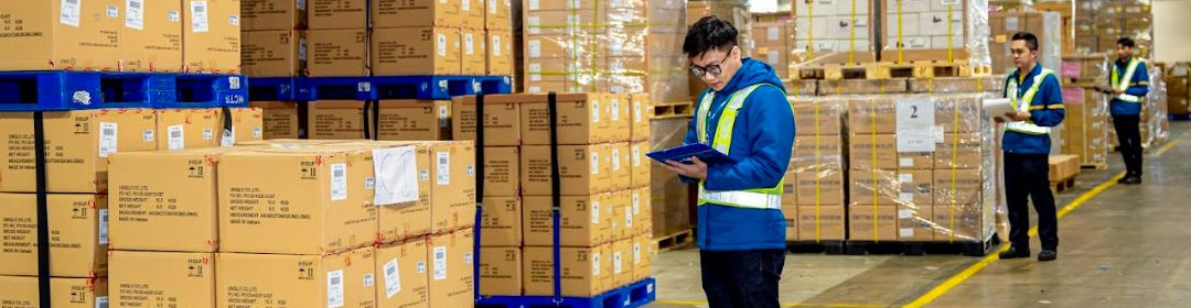 Chuyển Nhà Anh Đức cung cấp dịch vụ bốc xếp hàng hóa nhanh chóng, an toàn tại Quảng Ngãi. Nhận bốc xếp nhà cửa, kho bãi, hàng hóa, vật tư nặng nhẹ các loại. Đội ngũ khỏe mạnh, chuyên nghiệp, có mặt nhanh khi gọi.
