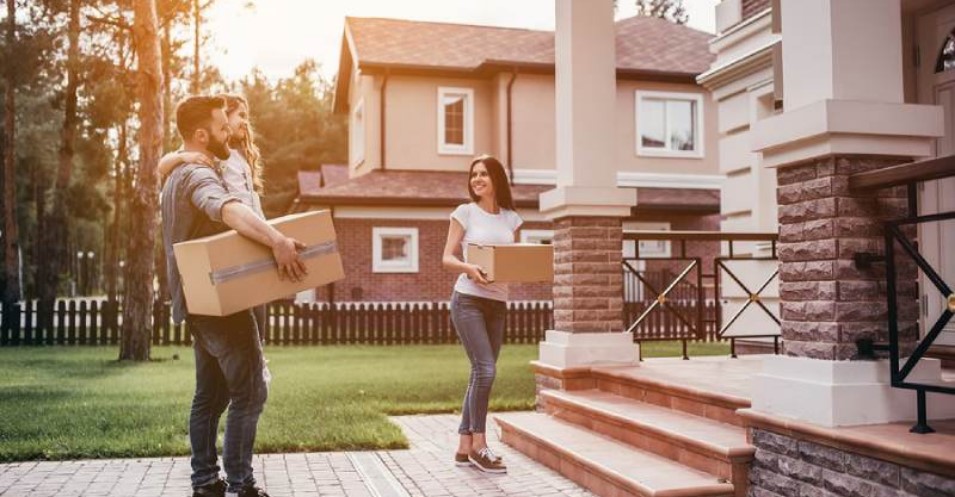 Dọn Về Nhà Mới Nên Mang Gì Vào Trước?
